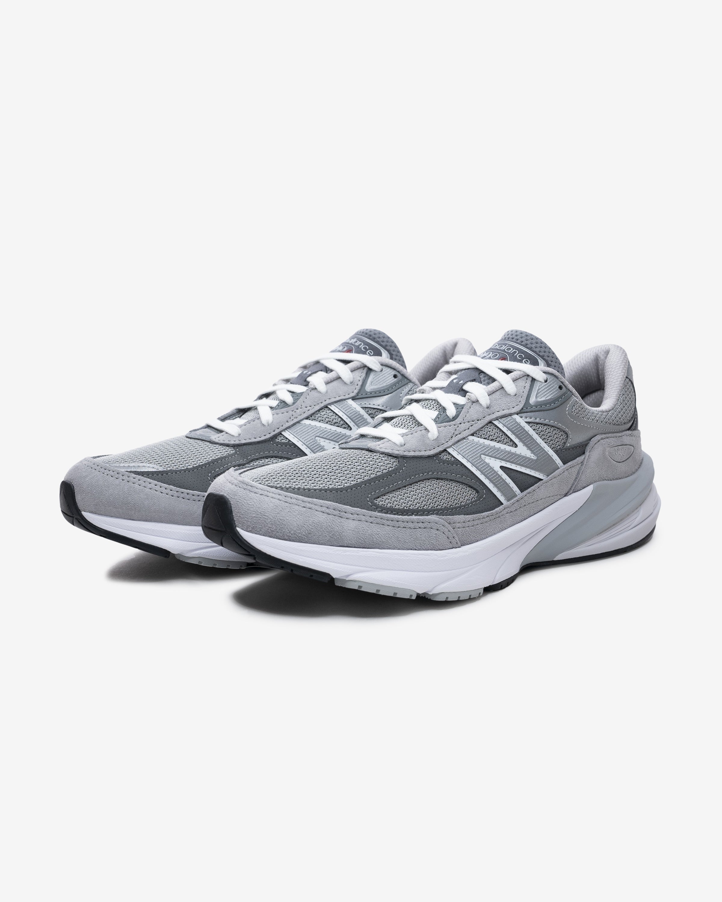 大人気即完売　ミュグレー　 希少サイズU9060ZGB ニューバランス