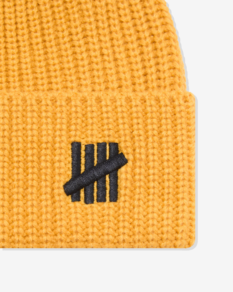 UNDEFEATED BIG WALE ICON BEANIE