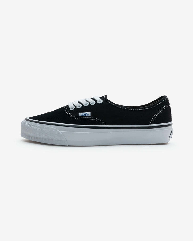 Lx Authentic 44