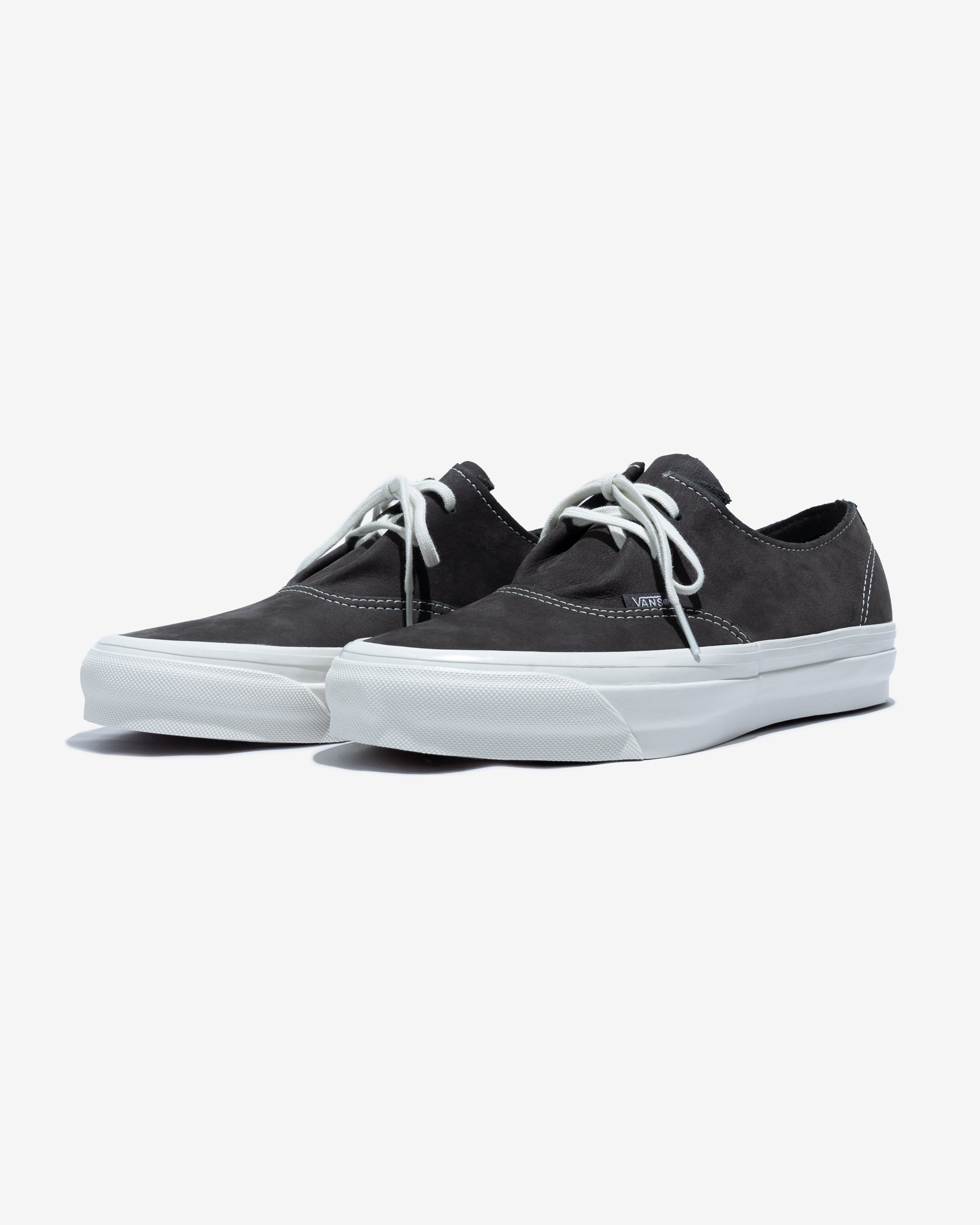 LX Authentic Ease – UNDEFEATED JAPAN