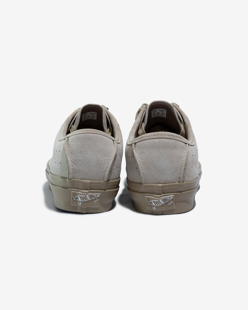 LX Carver Low