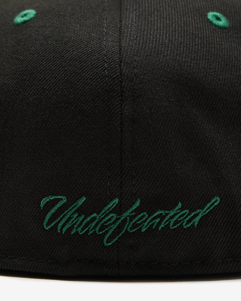 UNDEFEATED X NE ICON HAPPY FITTED