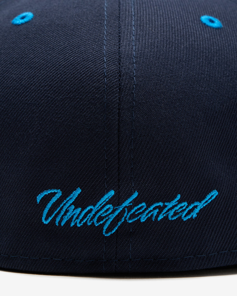 UNDEFEATED X NE ICON HAPPY FITTED
