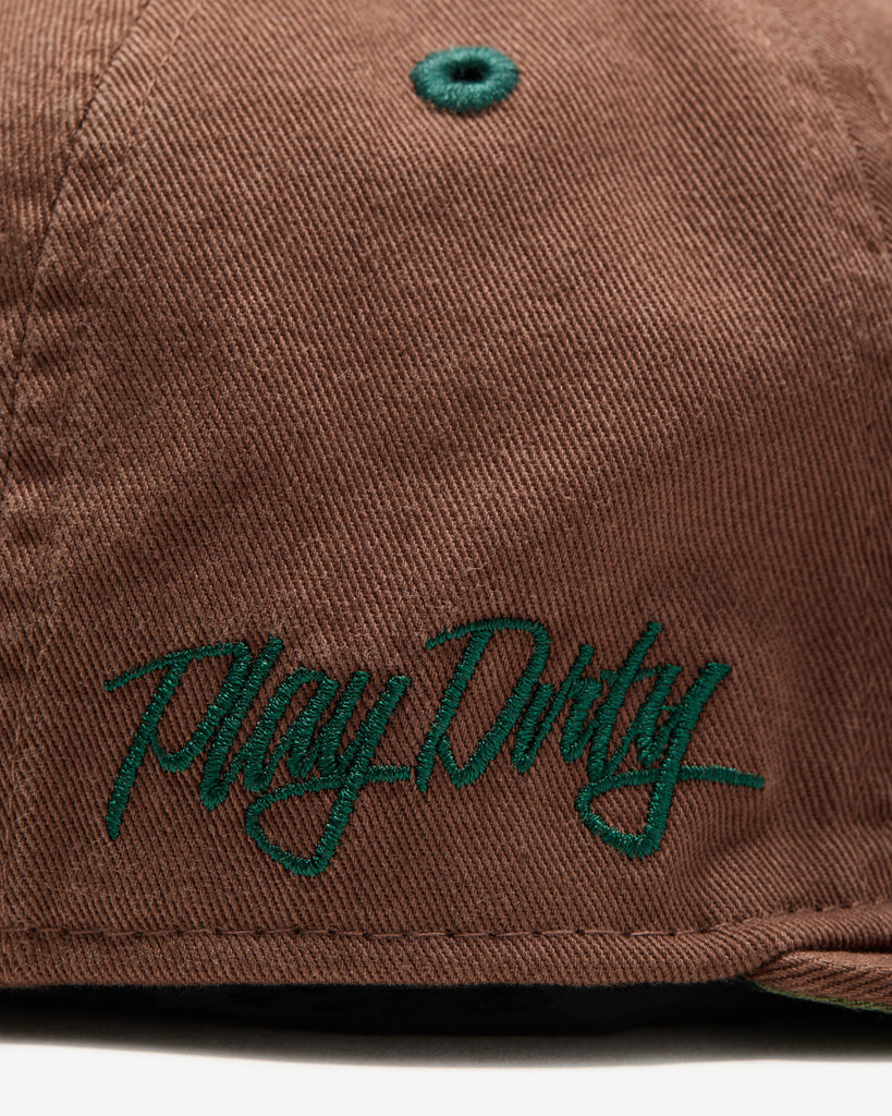 UNDEFEATED GRADIENT SNAPBACK