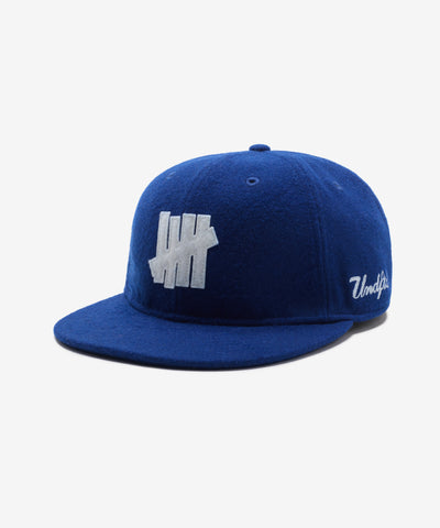 UNDEFEATED ICON MELTON STRAPBACK