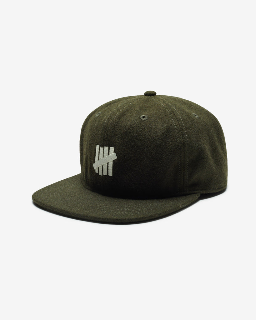 UNDEFEATED ICON STRAPBACK