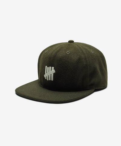 UNDEFEATED ICON STRAPBACK