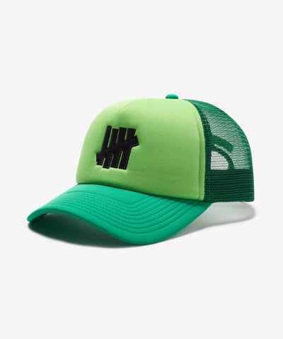 UNDEFEATED ICON TRUCKER