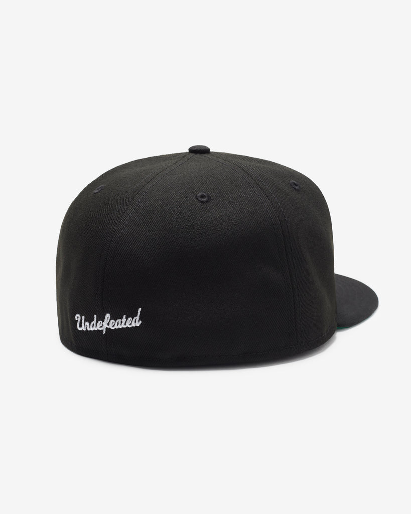 UNDEFEATED x NE BASEBALL FITTED