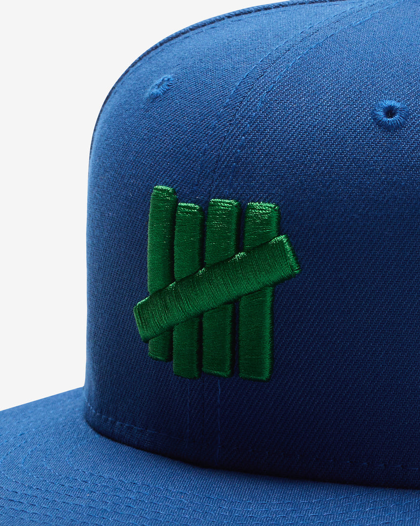 UNDEFEATED X NE CLASSIC ICON FITTED