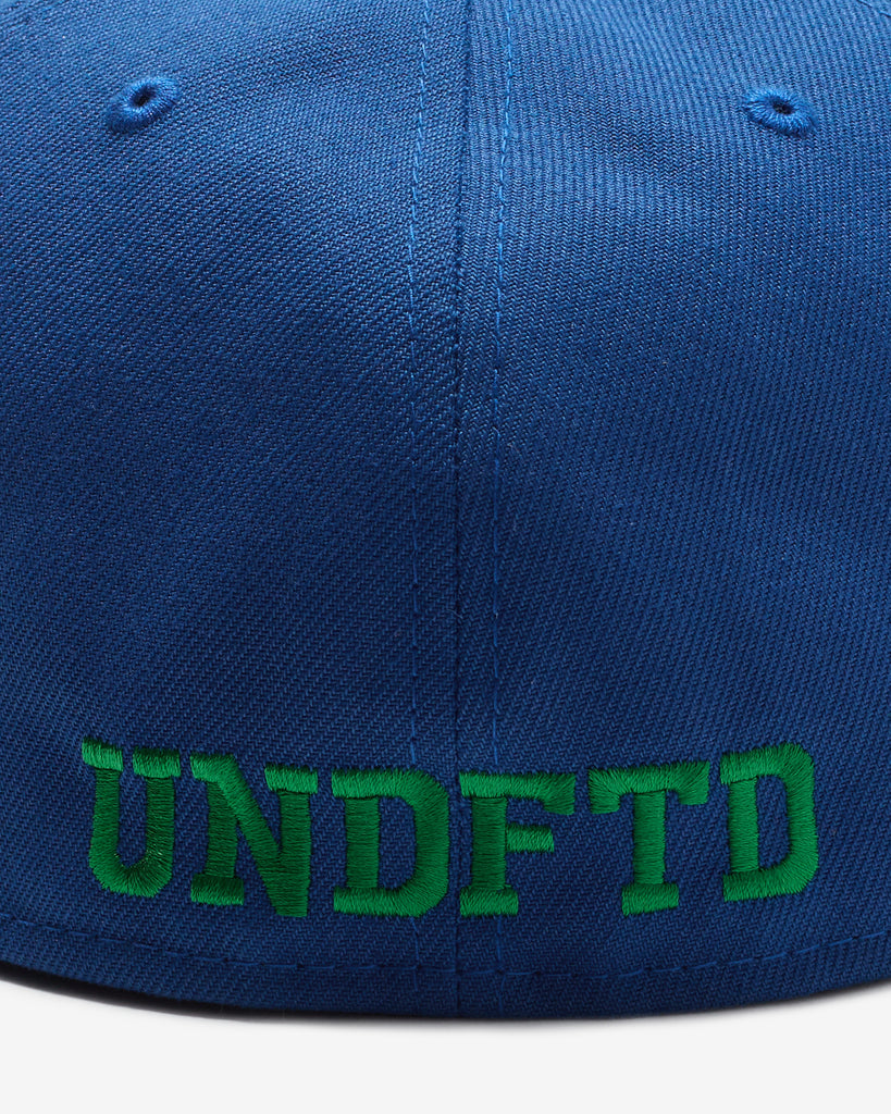 UNDEFEATED X NE CLASSIC ICON FITTED