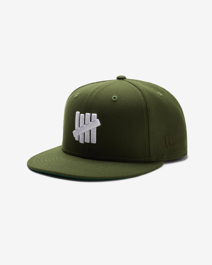 UNDEFEATED X NE CLASSIC ICON FITTED