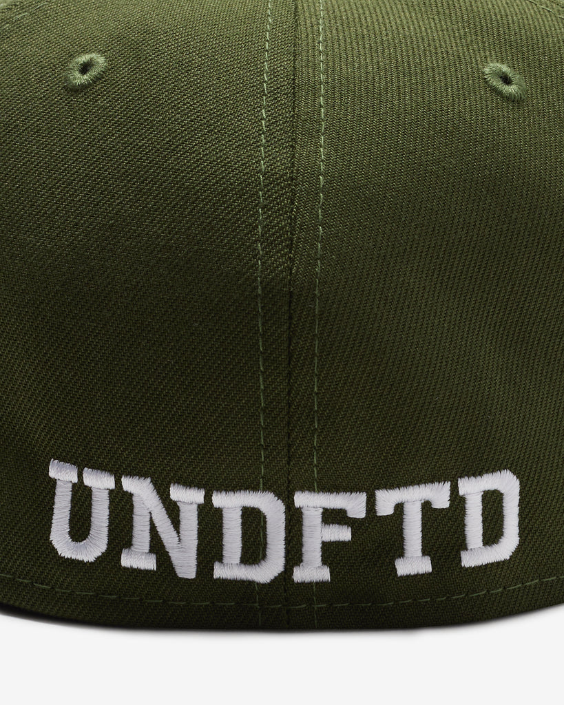 UNDEFEATED X NE CLASSIC ICON FITTED