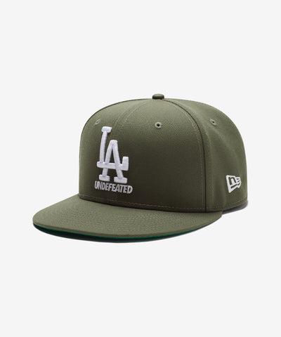 UNDEFEATED x NE x DODGERS STACKED LOGO FITTED