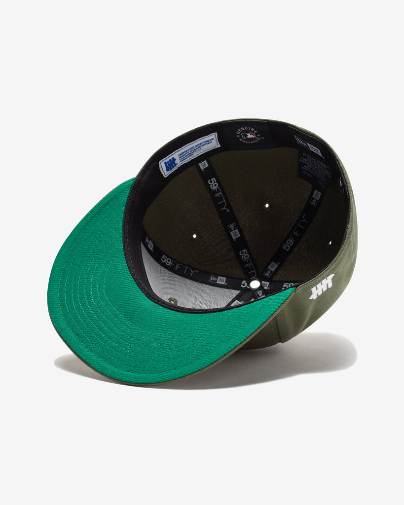 UNDEFEATED x NE x DODGERS STACKED LOGO FITTED
