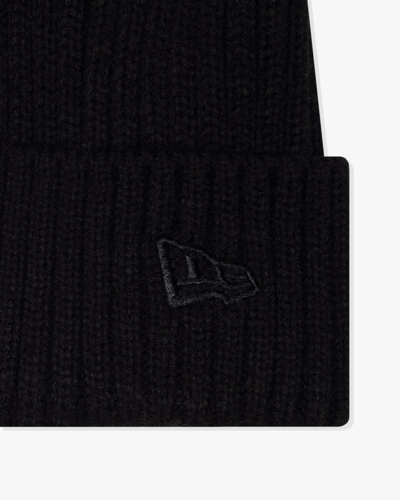 UNDEFEATED x NE ICON BEANIE
