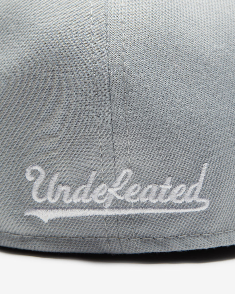 UNDEFEATED X NE ICON FITTED