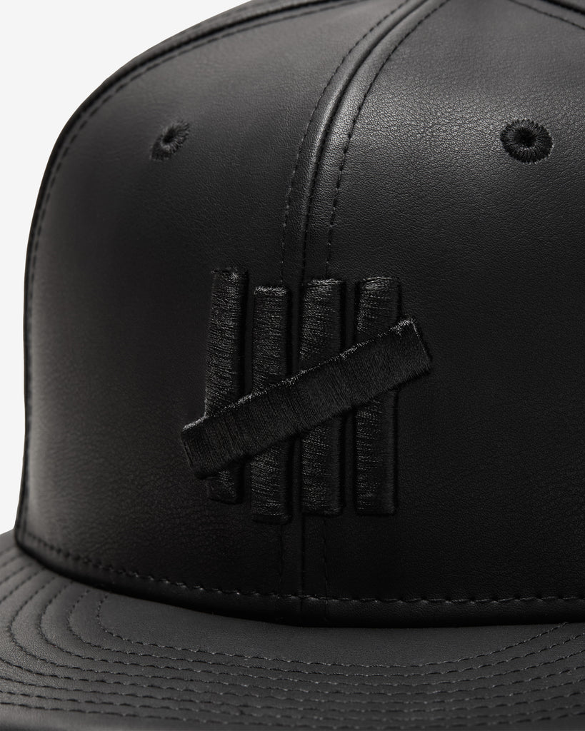UNDEFEATED x NE LEATHER ICON FITTED
