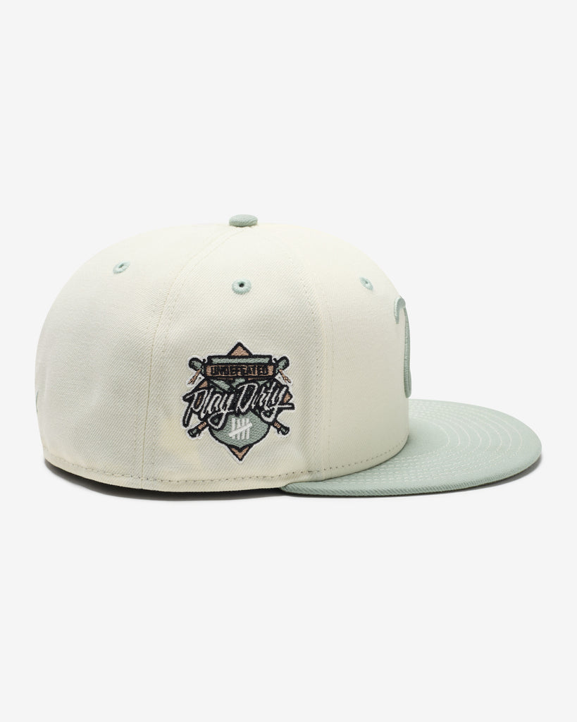 UNDEFEATED X NE SCRIPT U FITTED