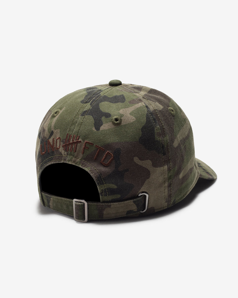UNDEFEATED CAMO STRAPBACK