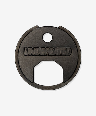 UNDEFEATED X DIARGE CIRCLE KEYRING