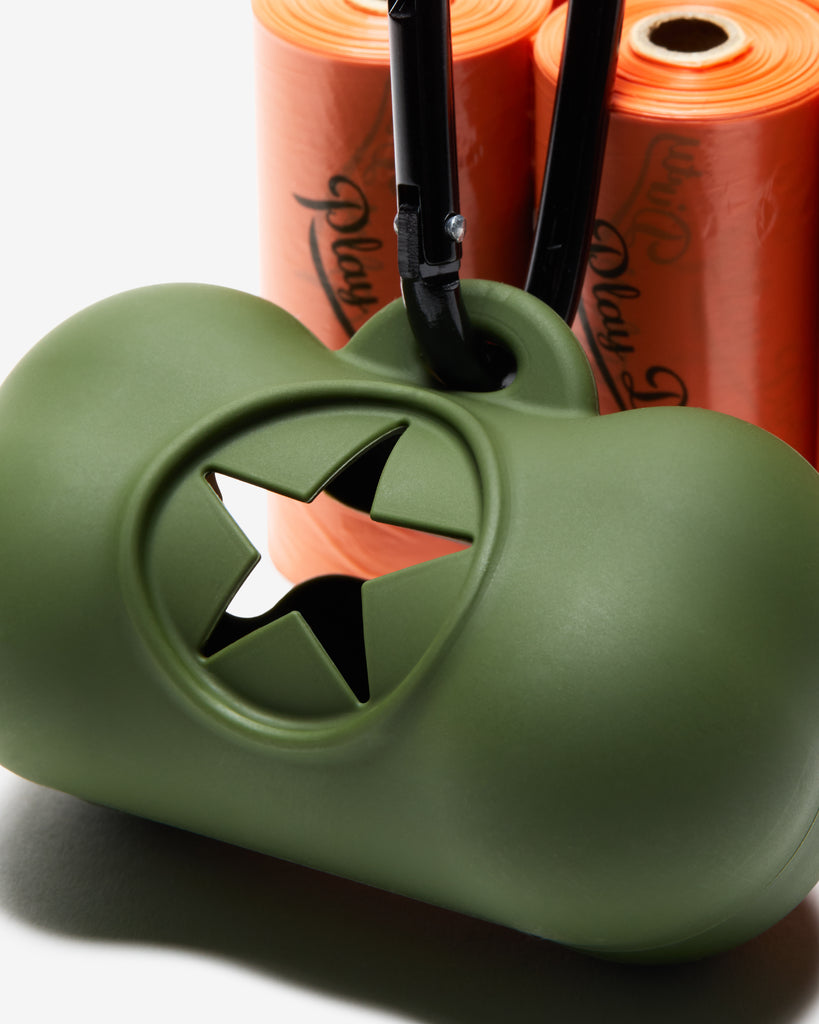 UNDEFEATED DOG BAG DISPENSER SET – UNDEFEATED JAPAN