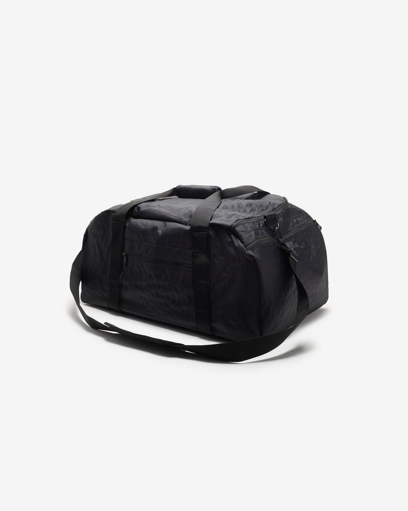 UNDEFEATED FIELD DUFFLE