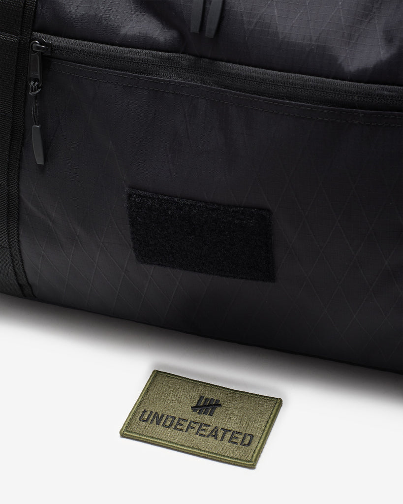 UNDEFEATED FIELD DUFFLE