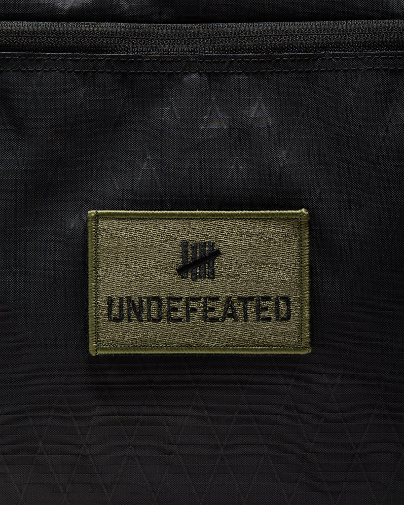 UNDEFEATED FIELD DUFFLE