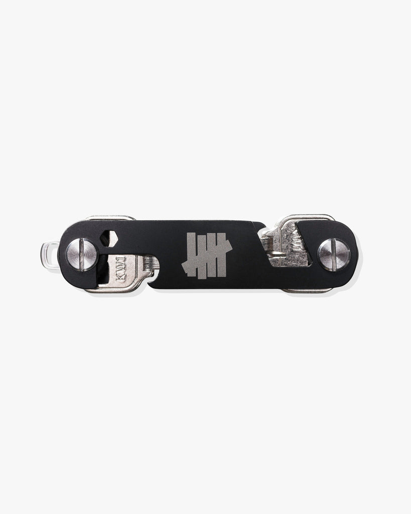UNDEFEATED KEY ORGANIZER