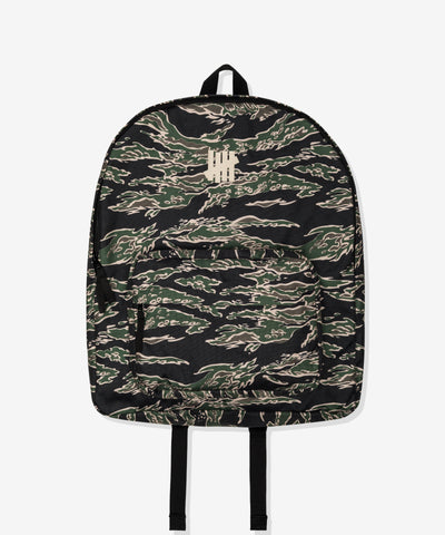 UNDEFEATED OVERSIZED BACKPACK