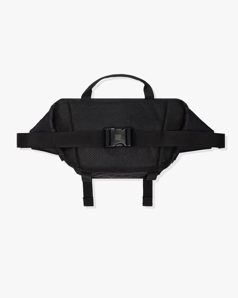 UNDEFEATED STRIKE SLING PACK