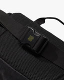 UNDEFEATED STRIKE SLING PACK