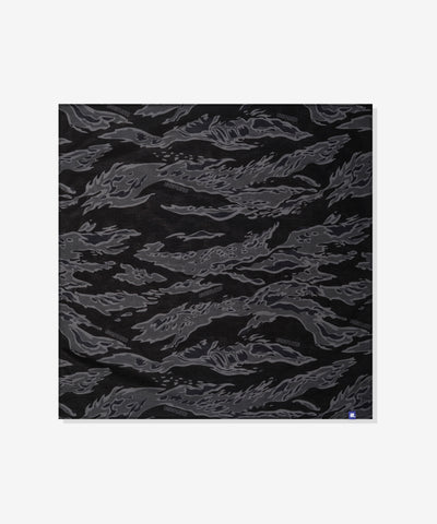 UNDEFEATED TIGER CAMO BANDANA