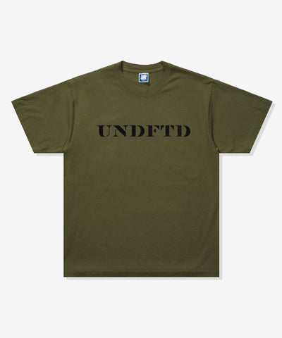 UNDEFEATED STENCIL S/S TEE