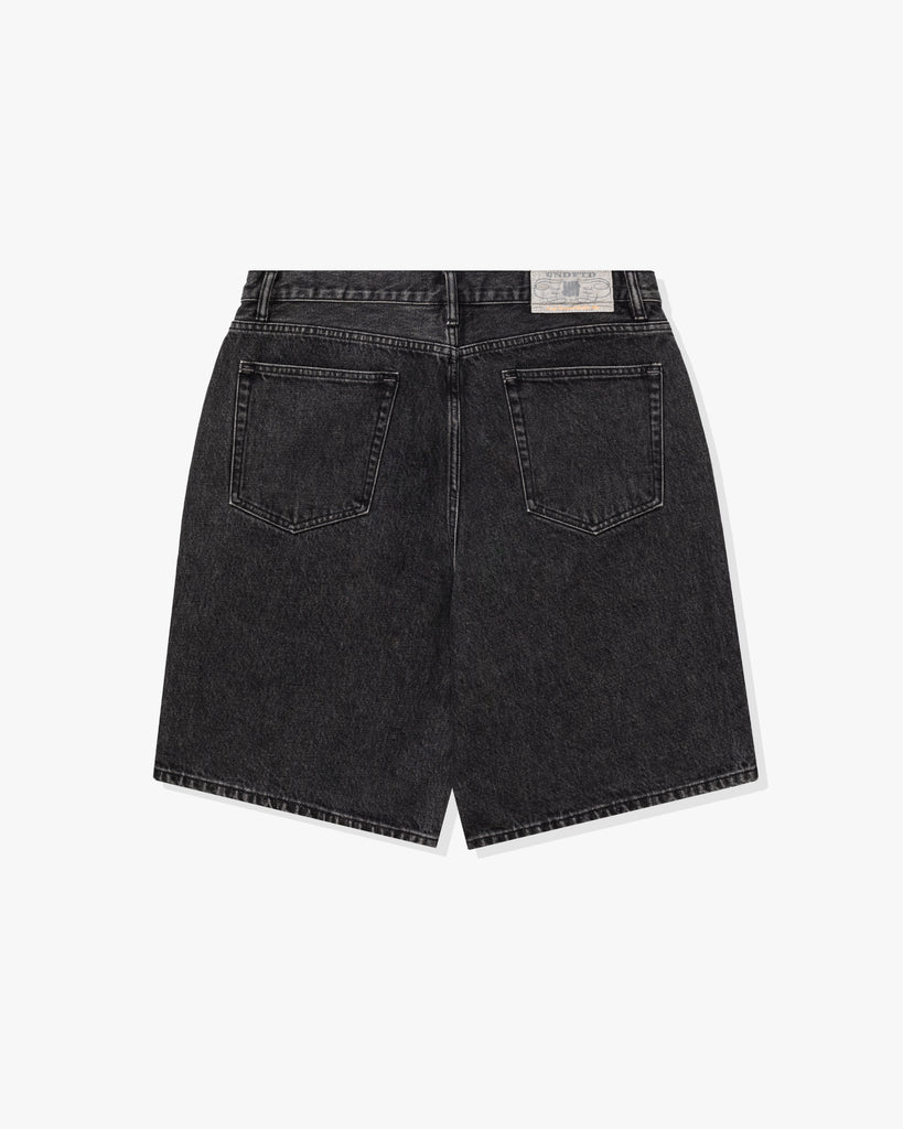 UNDEFEATED 5-POCKET DENIM SHORT