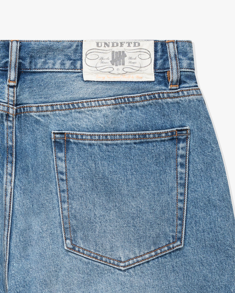 UNDEFEATED 5-POCKET DENIM SHORT