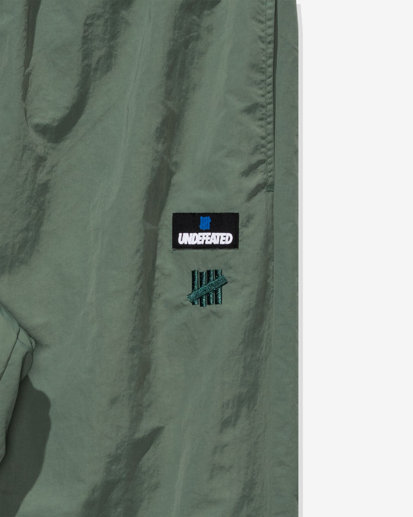 UNDEFEATED BASIC TRACK PANT