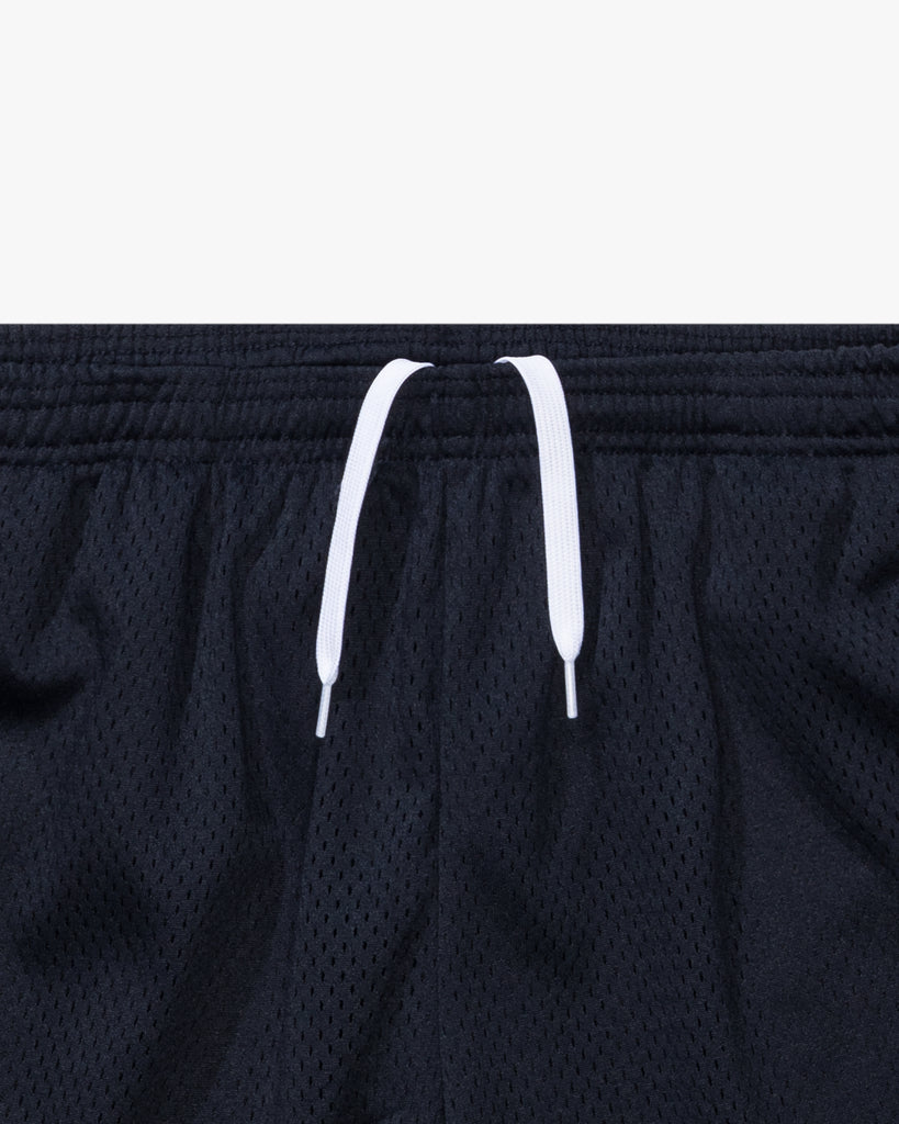 UNDEFEATED ICON HOOP SHORT