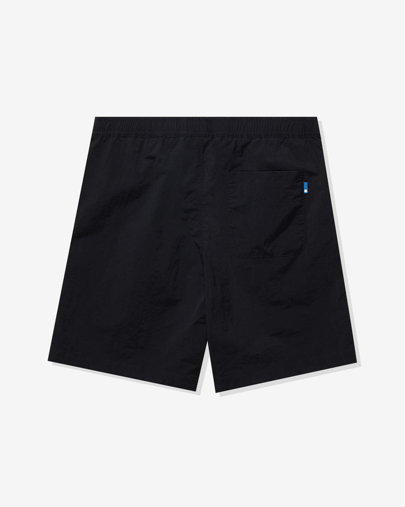 UNDEFEATED ICON SHORT