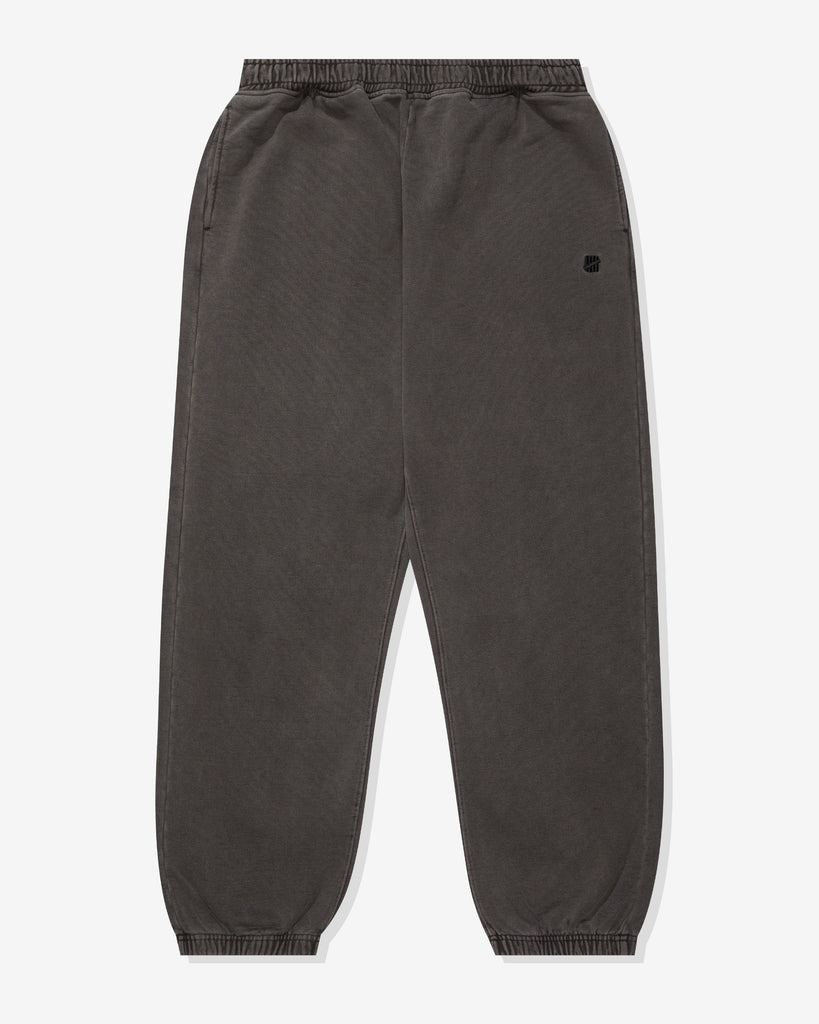 UNDEFEATED PIGMENT DYE SWEATPANT