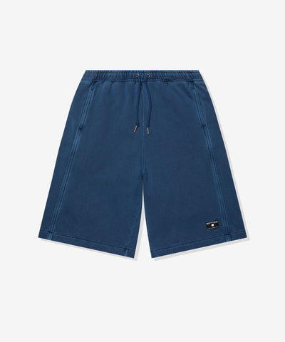UNDEFEATED SEAMED SWEAT SHORT