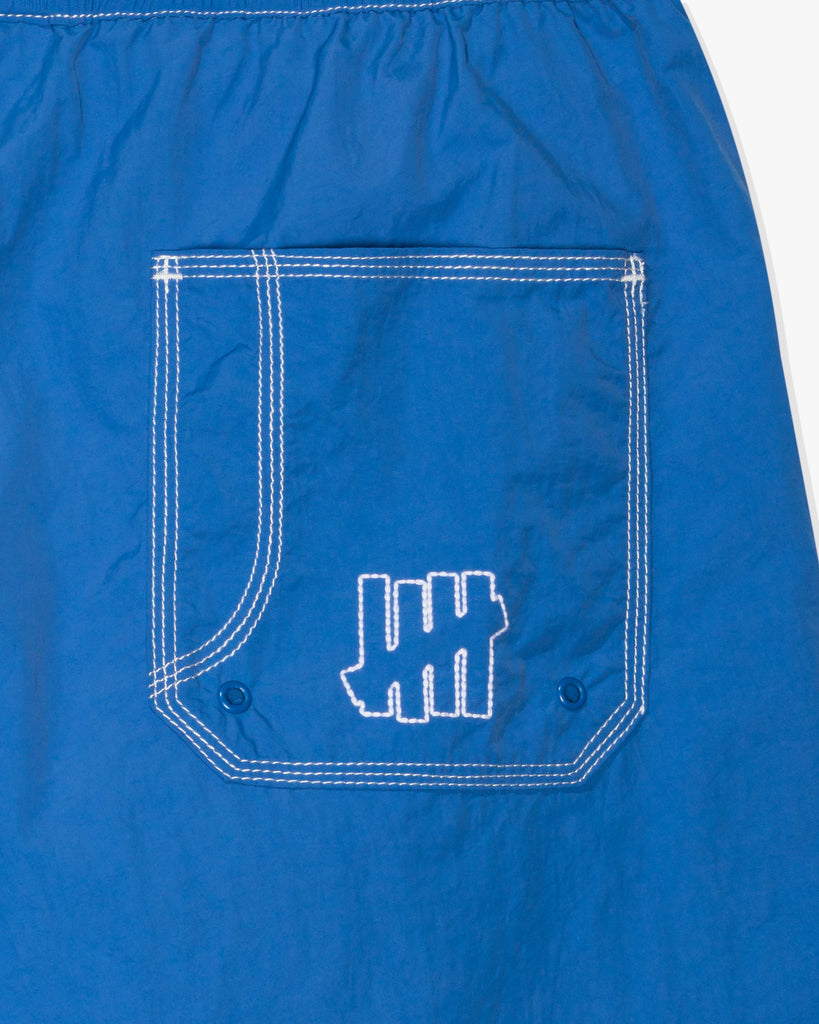 UNDEFEATED WATER SHORT