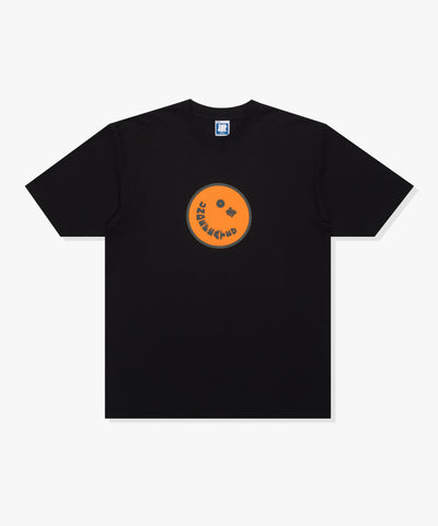 UNDEFEATED AUX S/S TEE