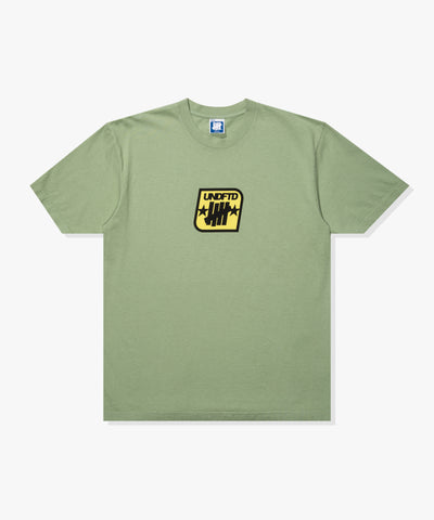 UNDEFEATED BADGE S/S TEE