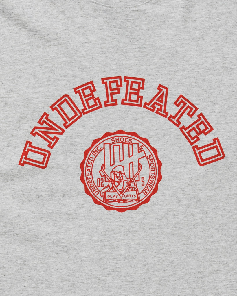 UNDEFEATED CREST S/S TEE