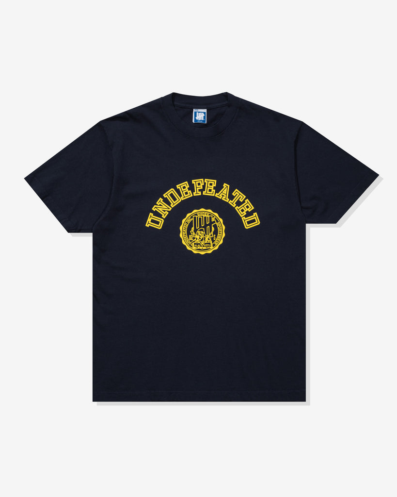 UNDEFEATED CREST S/S TEE