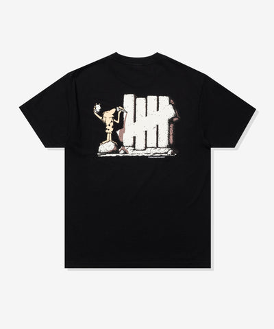 TEES – UNDEFEATED JAPAN