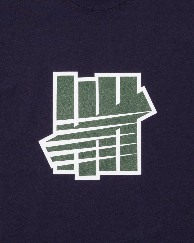 UNDEFEATED ICON CREST S/S TEE