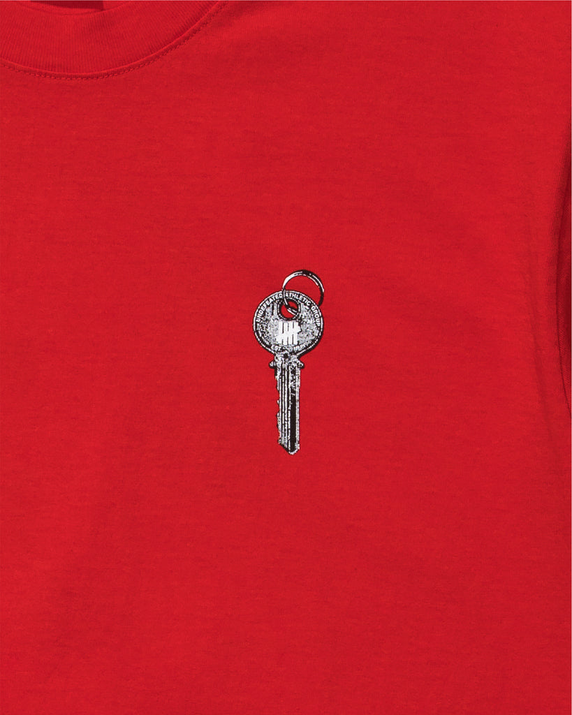 UNDEFEATED LOCK S/S TEE